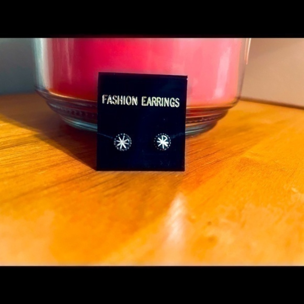 Silver Starburst design earring with push back posts